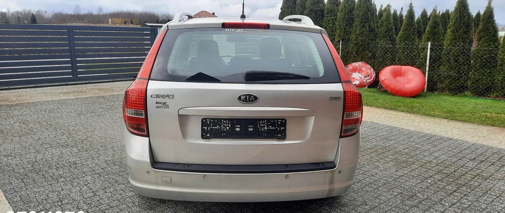 Kia Ceed cena 18700 przebieg: 236000, rok produkcji 2012 z Słupsk małe 326